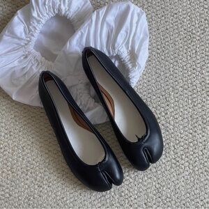 Maison Martin Margiela Black Split-Toe Loafers